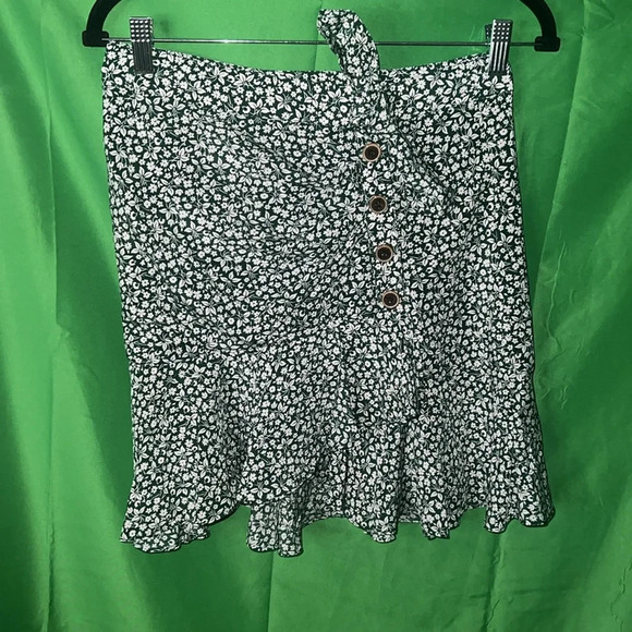 Veronica Beard 100% Silk Mini Skirt size 4 - Picture 3 of 7